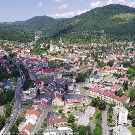Apartman Pod Fontanou Kremnica Exteriör bild